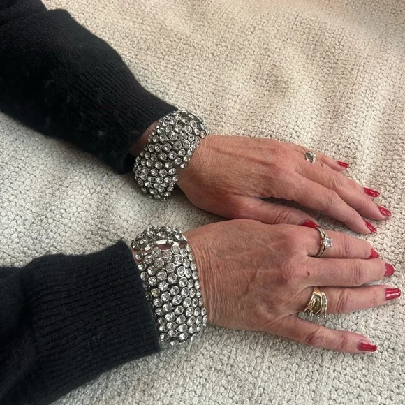 Chic Dazzling Silver Rhinestones Bracelets/Cuffs❤️0/S - Picture 8 of 8